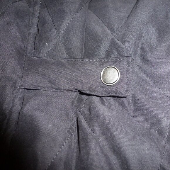 Reversible Vest - Picture 15 of 15